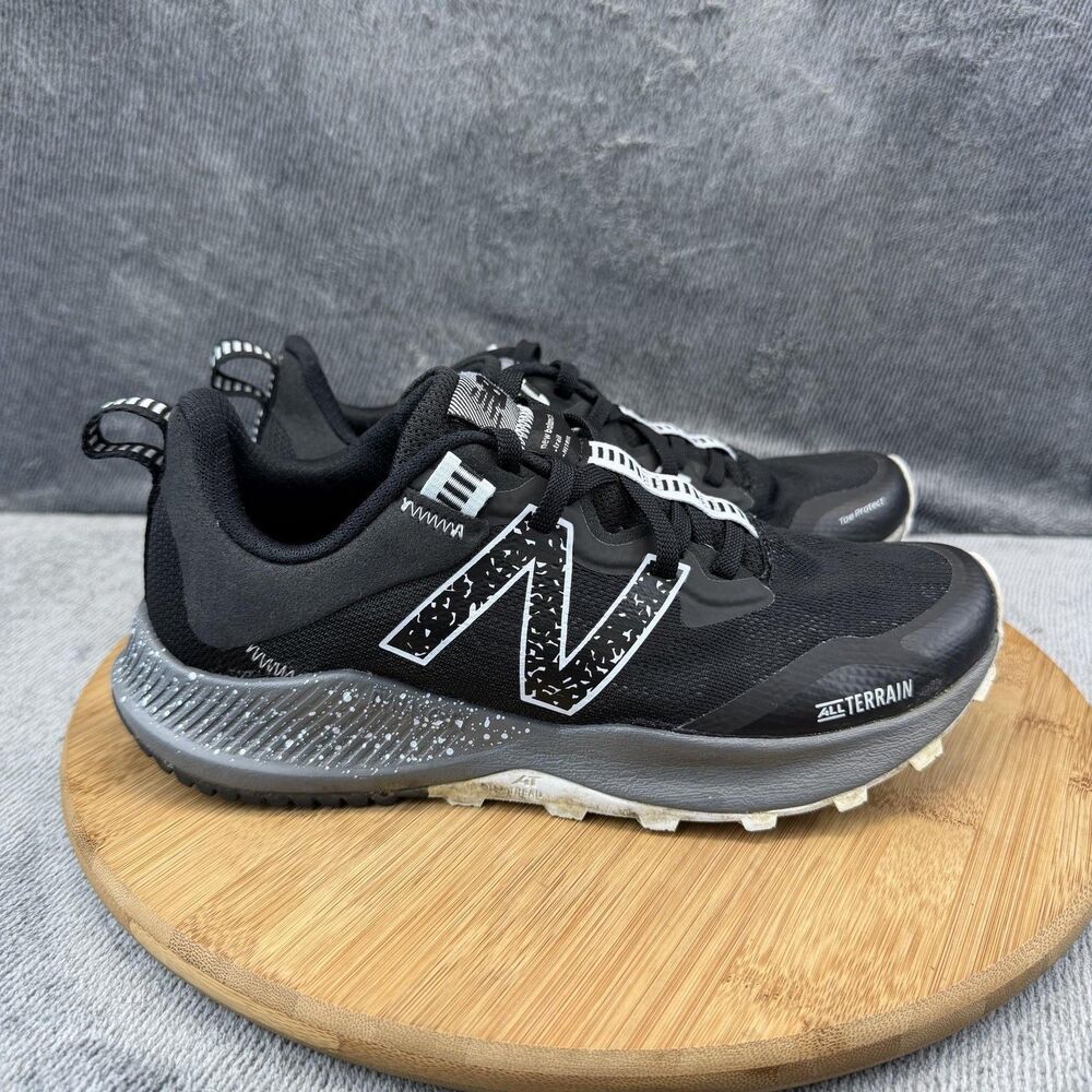 New Balance NITRELv4 Shoes Womens Size 8 B Black Trail Running Sneakers WTNTRLK4